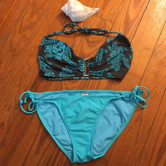 Old Navy Other - Old Navy Floral Bikini Size M